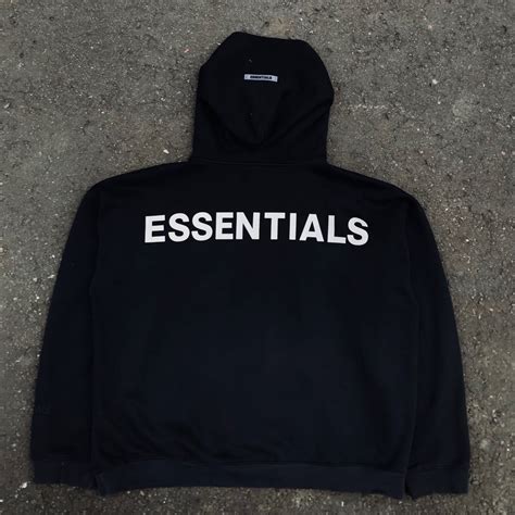 Fear Of God Essentials Hoddie Fesyen Pria Pakaian Baju Luaran Di Carousell