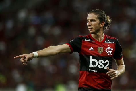 Filipe Luís define futuro no Flamengo e anuncia aposentadoria Metrópoles