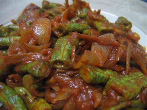 Bite On It Sambal Ikan Bilis Anchovies With Snake Beans