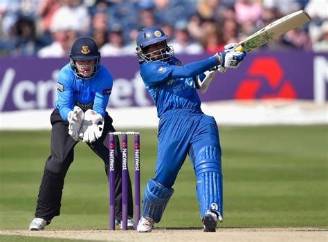 Sussex 126 7 Sri Lanka 128 0 Sri Lanka Ready For England After Crushing Warm Up Win Over Sussex