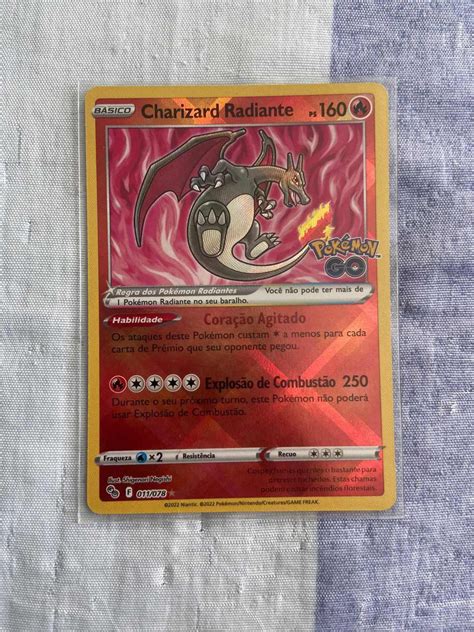 Carta Pokémon Charizard Radiante Moldura Coleção Especial Go