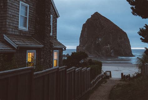 Cannon Beach view of Haystack Rock | Explorest