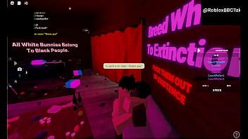 Maricón blanco racista es follado por una polla negra en roblox XVIDEOS
