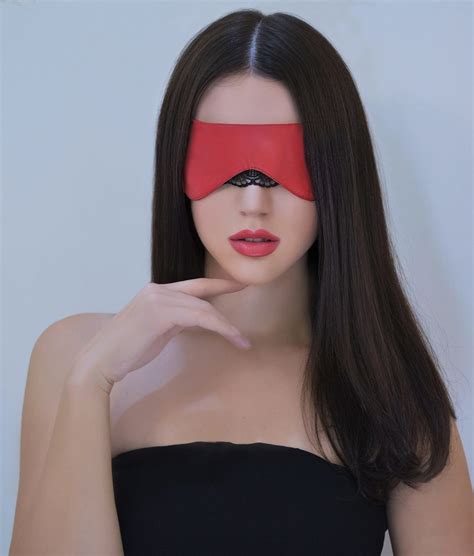 Leather Blindfold Mask With Lace Sexy Eye Mask Bdsm Adult Role Play Fetish T Flogger Kinky