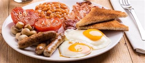 What IS YOUR IDEAL full English breakfast? - Pattaya One News