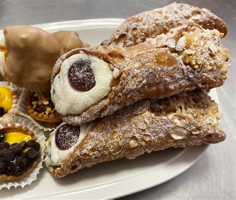 Cannoli Sucré Sicilien Cannoli Sicilien Dessert Traditionnel Sud