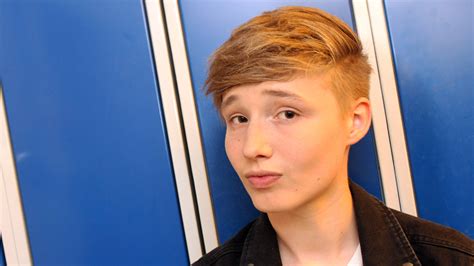 Artistin Isac Elliot Kaikki Kuvat Ylex Ylefi