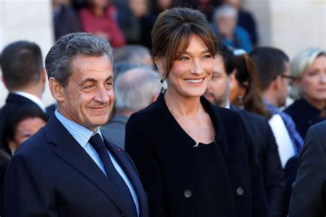 Nicolas Sarkozy condamné à un an de prison ferme Carla Bruni dénonce