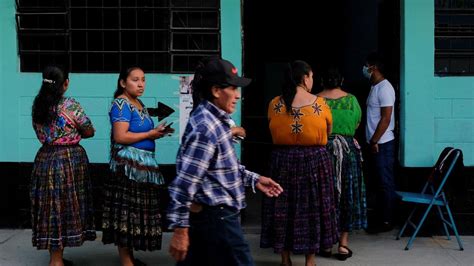 Guatemalan presidential elections head to runoff in August - Vatican News