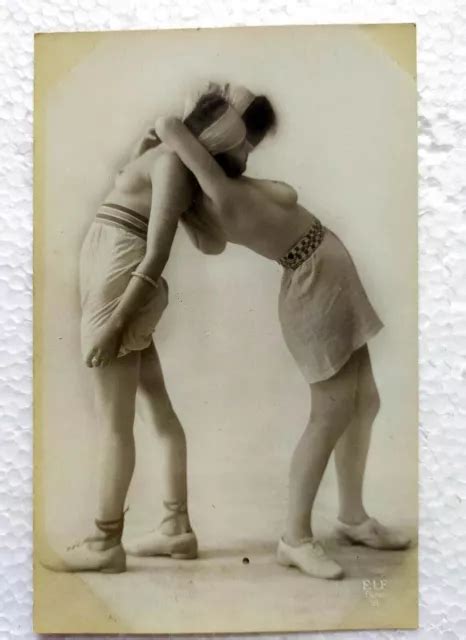 ORIGINAL FRENCH NUDE Women 2 Woman 1920 Photo Post Card Postcard