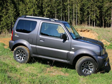 Suzuki Jimny 1 3 Im Test Auto Motor Und Sport