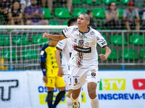 Polêmica marca empate na estreia do Esporte Futuro Toledo Futsal na LNF