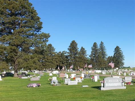 East Lawn Cemetery, Scottsbluff, Nebraska - Burial Records