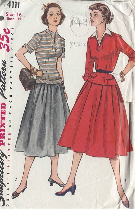 Vintage Vogue Sewing Pattern Dress B R The Vintage