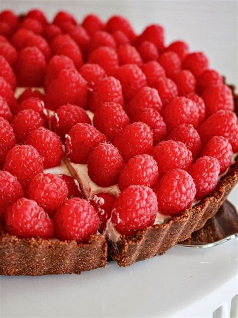 No Bake Chocolate Raspberry Cream Tart