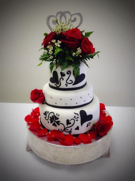 Red And Black Fondant Wedding Cake With Fresh Flowers - CakeCentral.com