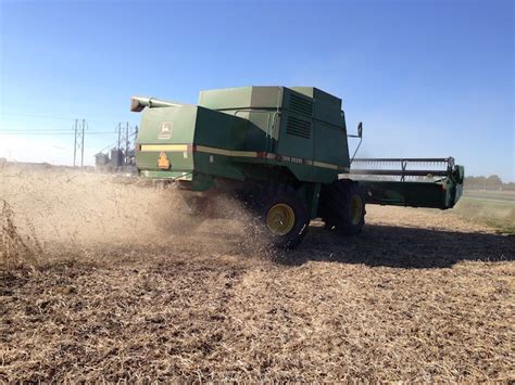 Soybean Harvest 3 – BigYield