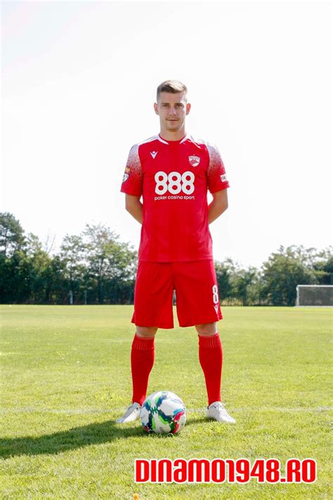 Fc Dinamo Bucuresti 2022 23 Home Kit