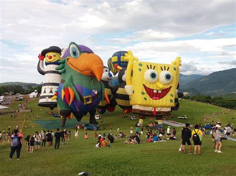 Uniknya Bentuk Balon Udara Di Taiwan International Balloon Festival