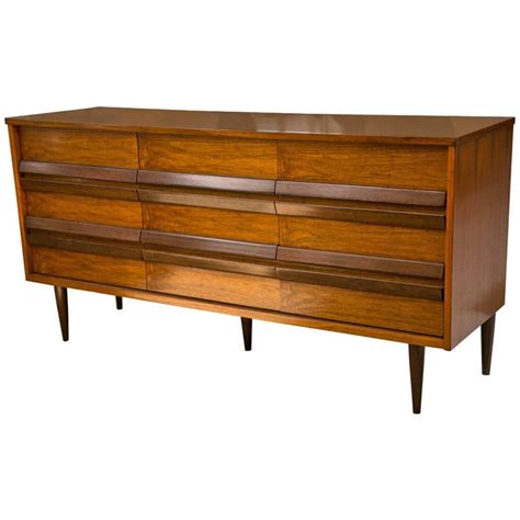 Mid Century Credenza Chest By Bassett Furniture 1960 S At 1stdibs