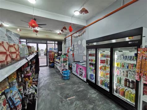 convenience store  kluang johor venture grab