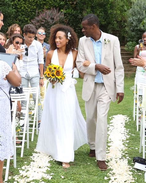 WEDDING WEDNESDAY Love The Moment When The Father Of Bride Walks Her