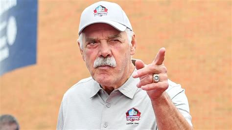 19 Fascinating Facts About Larry Csonka - Facts.net