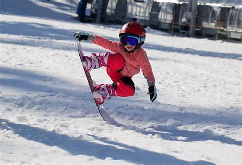 How to Teach Skiing for Children: Benefits & Mistakes To Avoid