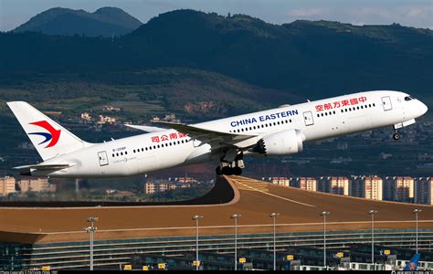 B P China Eastern Yunnan Airlines Boeing Dreamliner Photo By