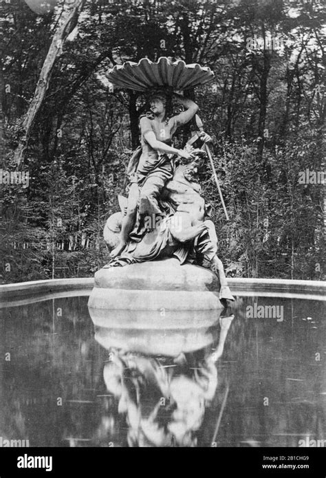 Galatea Brunnen Hi Res Stock Photography And Images Alamy