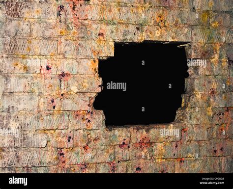 Wall With Hole Stock Photo Alamy