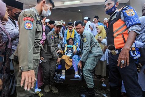 Pelepasan Jamaah Calon Haji Di Bogor Antara Foto