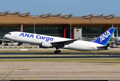 Ja Ana Cargo Boeing Er Bcf Photo By Yiran Id