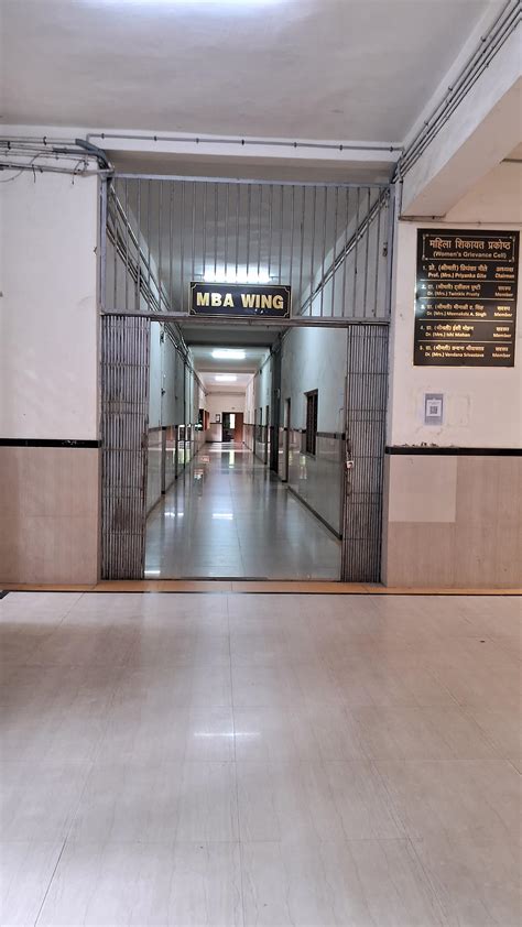 Bhu Trauma Centre 9