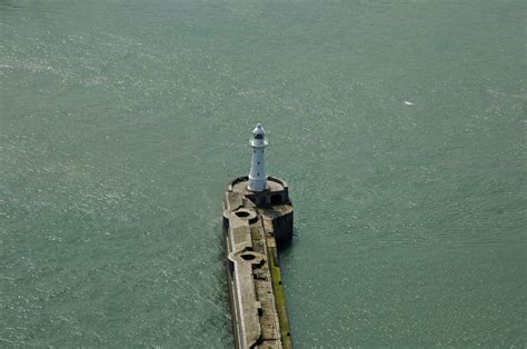 Dover Breakwater West End Light Lighthouse in Dover, GB, United Kingdom - lighthouse Reviews ...