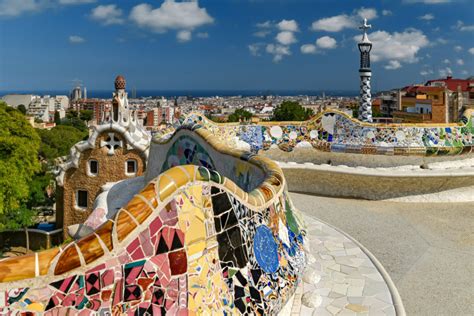 Smarthistory – Antoni Gaudí, Park Güell