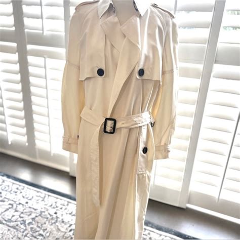 Burberry Jackets And Coats Burberry Maythorne Silk Trench Coat In Cream Sz 4 Large Aso Meghan