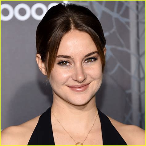 Shailene Woodley’s New Interview Includes Several Presumed References To Aaron Rodgers