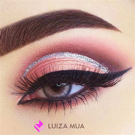 Best Makeup Looks For Grey Eyes - Infoupdate.org