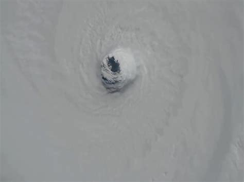 Hurricane Michael Video Shows Moment Iss Passed Over Eye Of The Storm