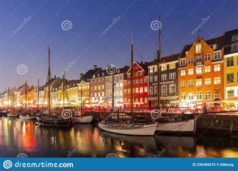 Night View of the Famous Nyhavn, Copenhagen Editorial Image - Image of ...