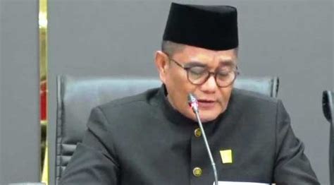 Pindah Partai Saat Pemilu Dua Anggota Dprd Padang Akan Di Paw Mereka