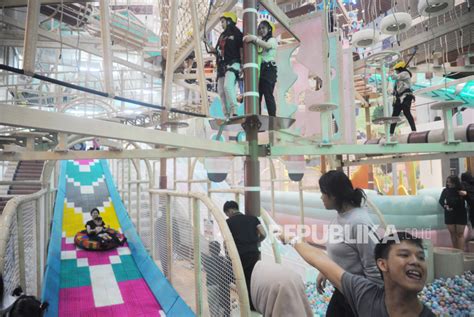 Playground untuk Anak Hingga Dewasa, Playtopia Adventure di Senayan ...