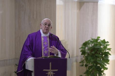 Misa Celebrada Por El Papa Francisco De Forma Privada En La Capilla De