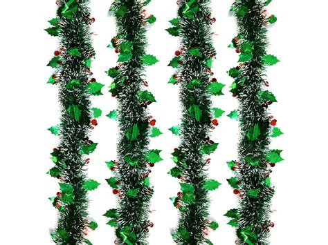 12 Best Christmas Holly Decorations For A Holly Jolly Home - The Mummy ...