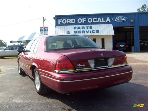 2002 Matador Red Metallic Ford Crown Victoria Lx 11257057 Photo 5