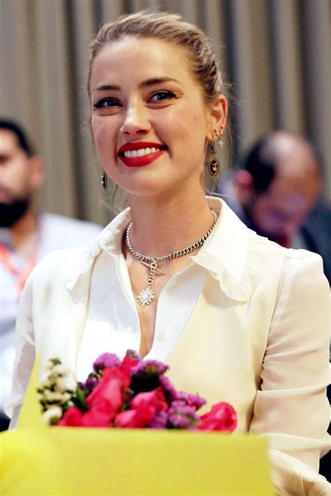 Amber Heard Welcomes First Baby, Daughter Oonagh Paige | PEOPLE.com