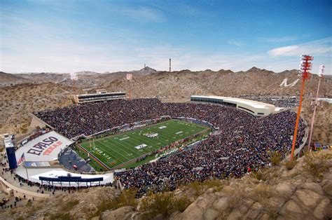 Sun Bowl. El Paso, Texas : r/stadiumporn