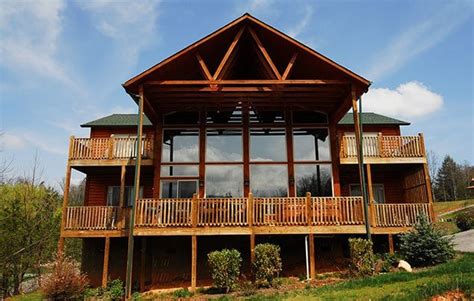 Romantic Smoky Mountain Luxury Cabins