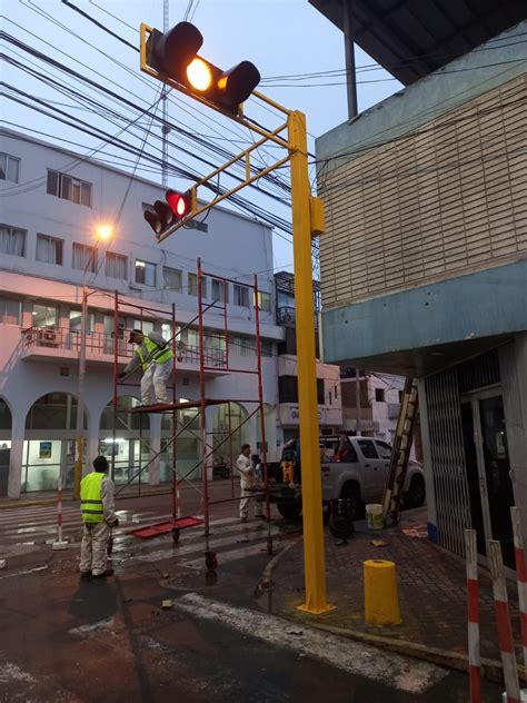 Municipalidad De Huaral Realiza Trabajos De Mantenimiento Y Pintado De